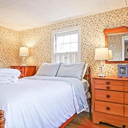 Lofted Cape Cottage By Leavetown Vacations South Yarmouth Exterior photo