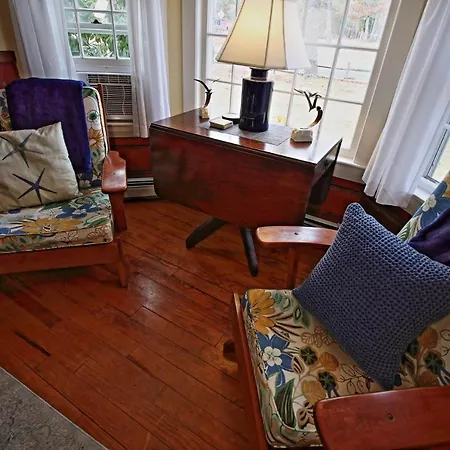 Lofted Cape Cottage By Leavetown Vacations South Yarmouth Exterior photo