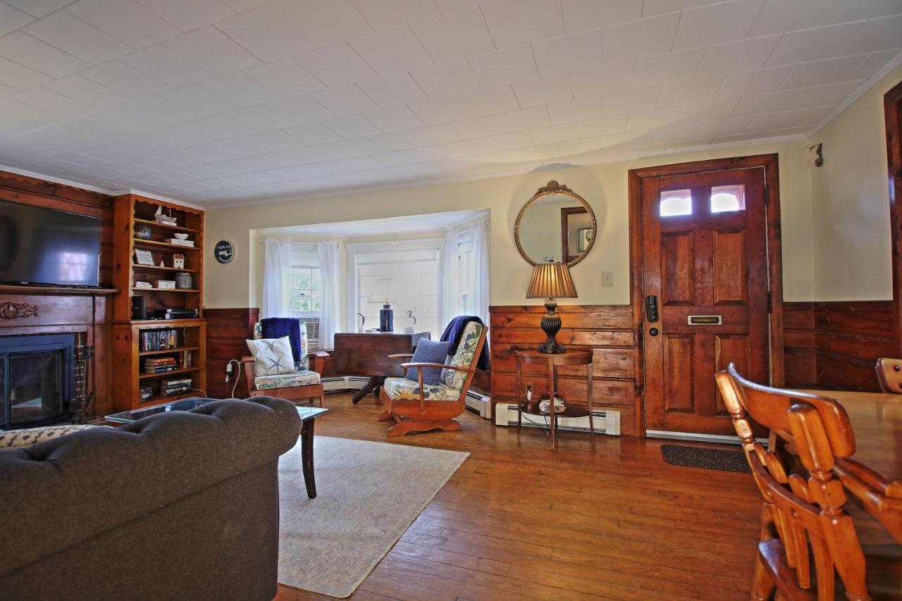 Lofted Cape By Leavetown Vacations Holiday home