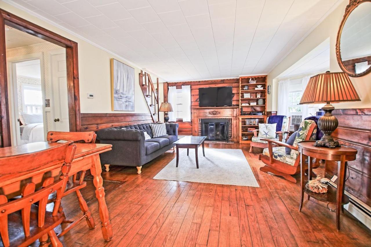 Lofted Cape By Leavetown Vacations Holiday home *