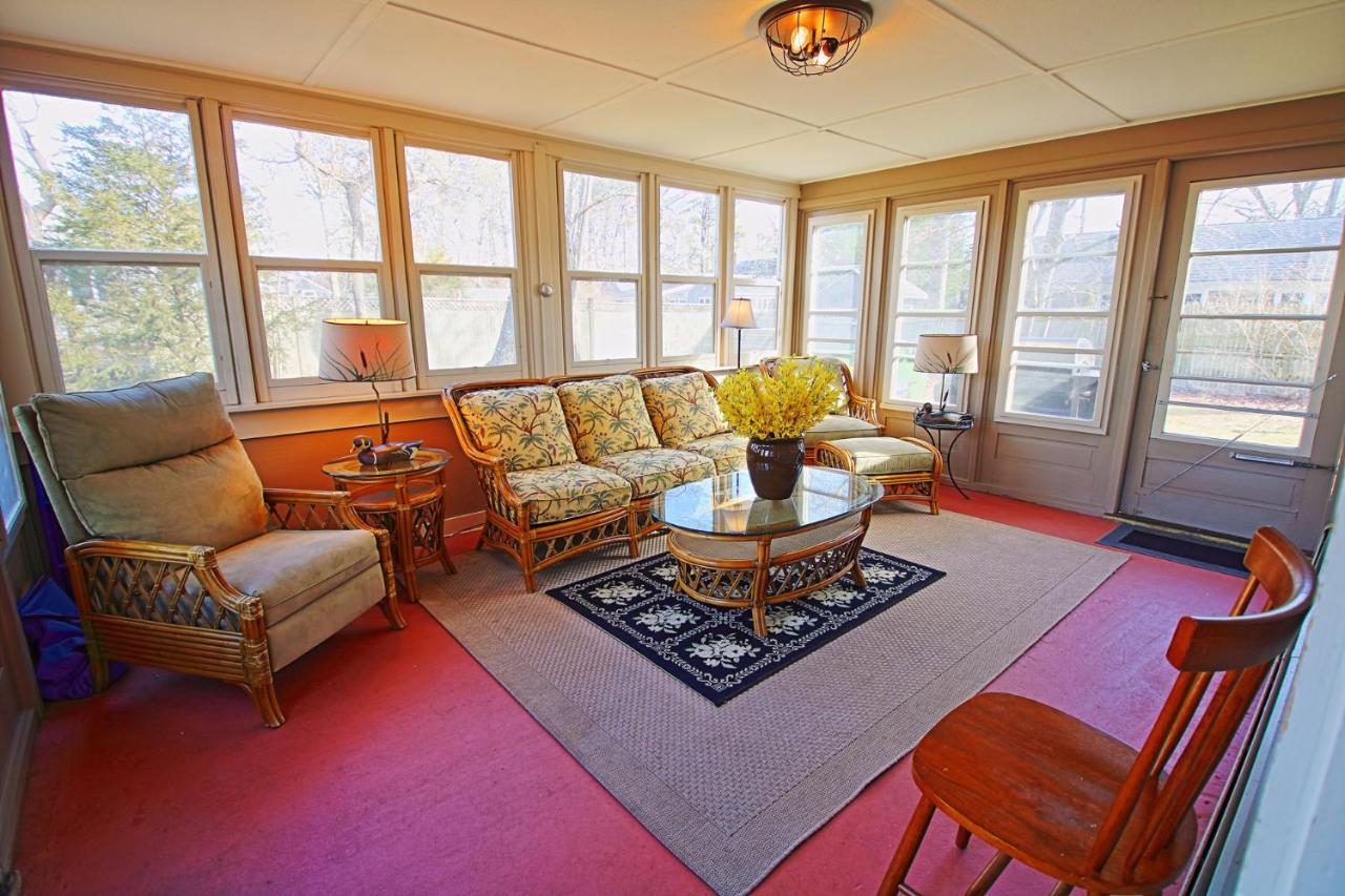Lofted Cape By Leavetown Vacations * South Yarmouth